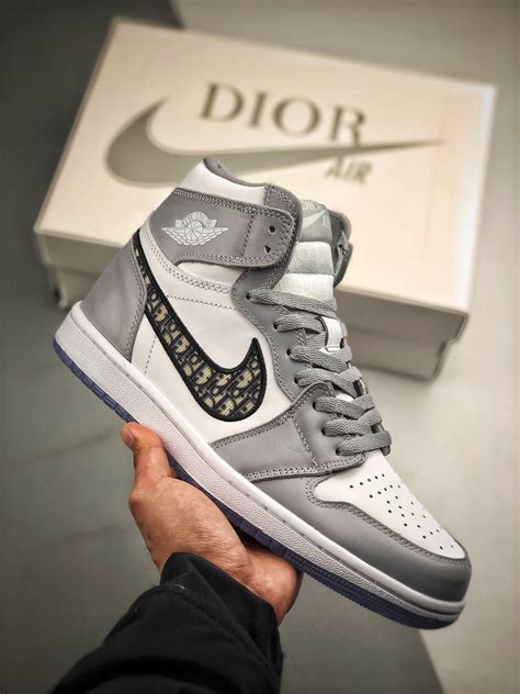 dior air jordan precio|nike dior jordan 1 high.